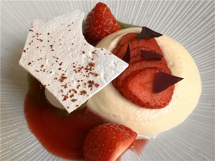 strawberry dessert